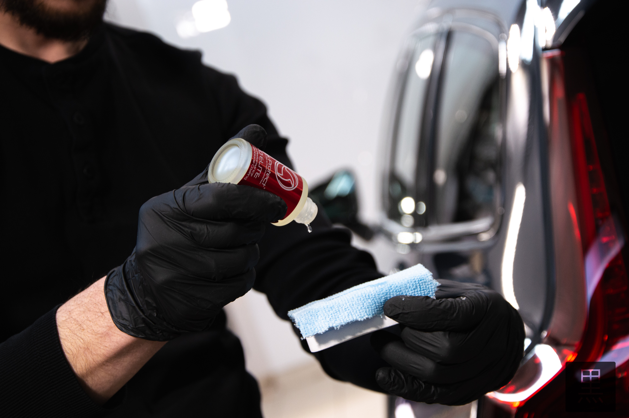 aplikacja powłoki ochronnej Max Protect na samochód volvo v60 w KURO Detailing Kraków