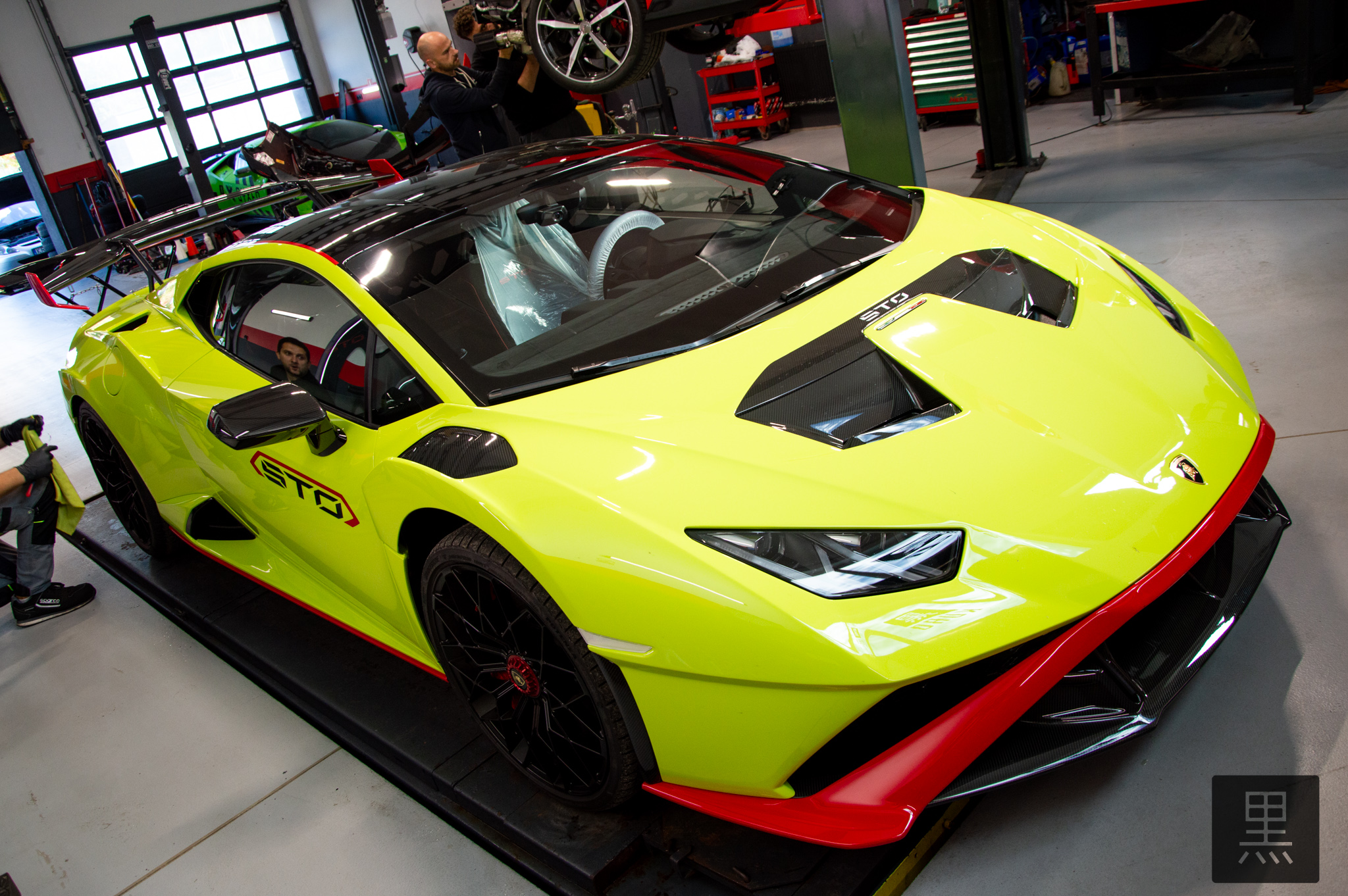 Lamborghini Huracan STO